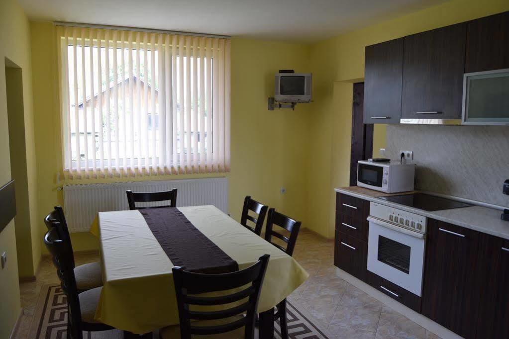 Mariana Apartment Pavel Banya Exterior photo