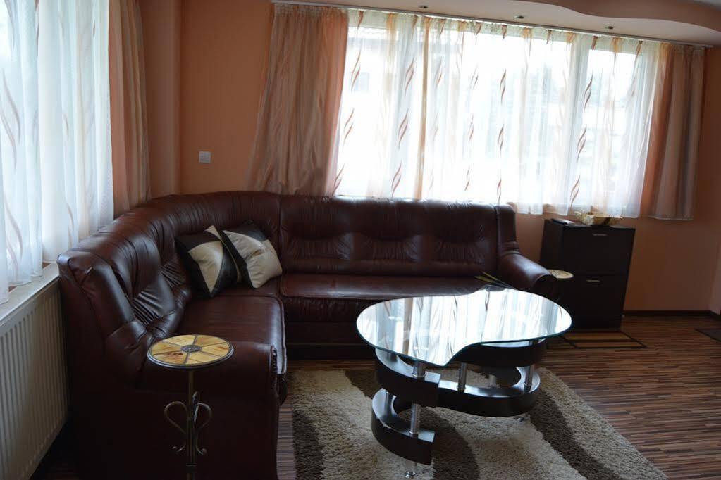 Mariana Apartment Pavel Banya Exterior photo