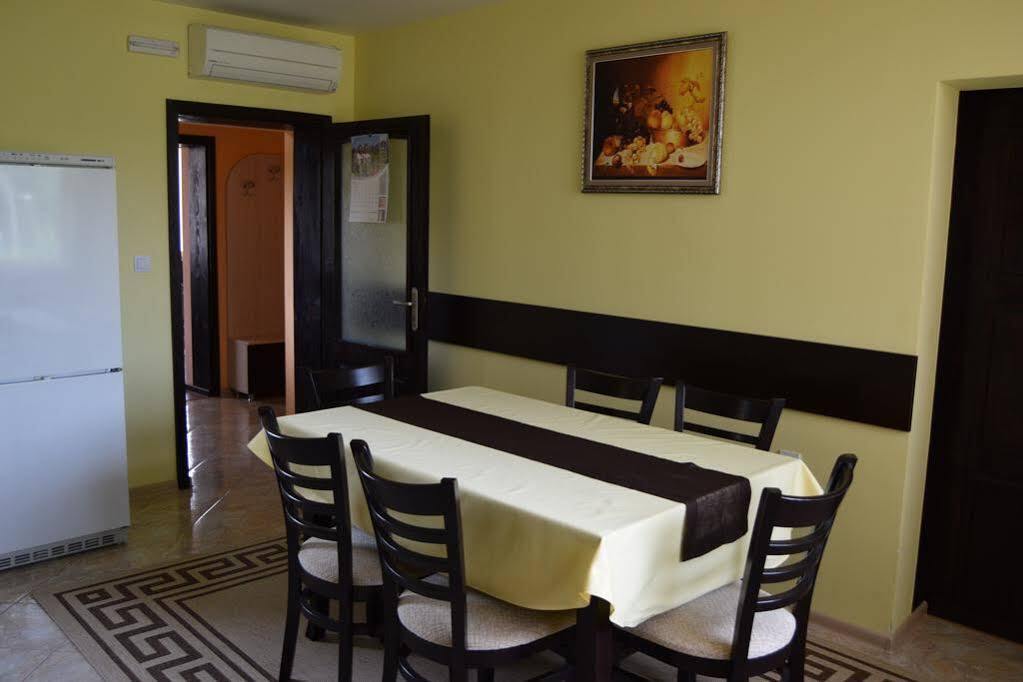 Mariana Apartment Pavel Banya Exterior photo